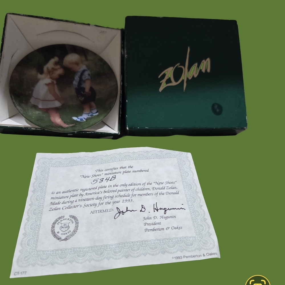 Collector's Plate with Children Design